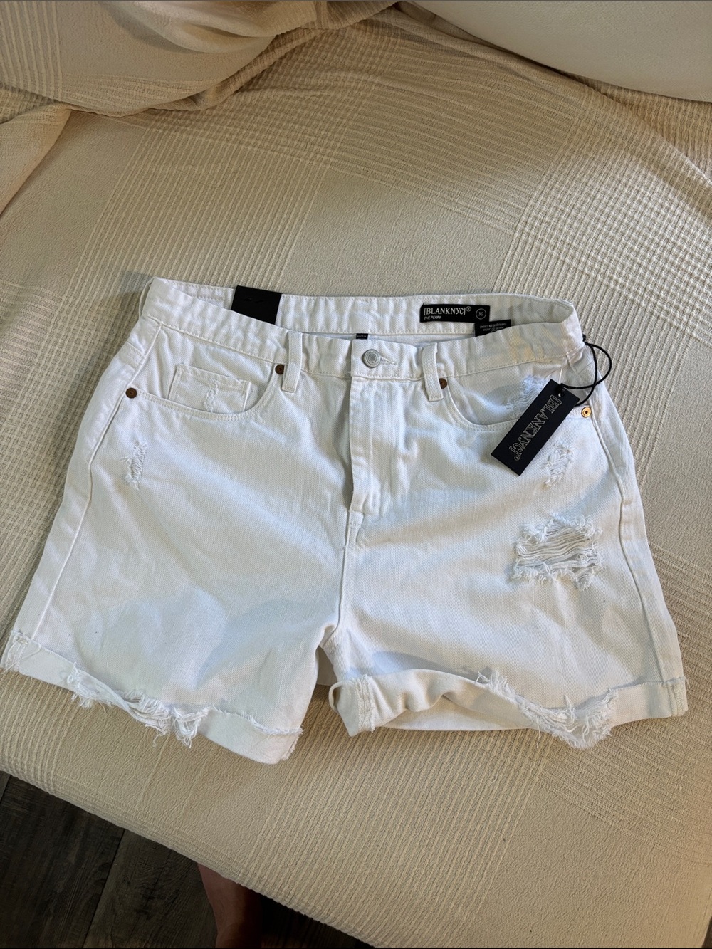 Blank NYC NWT MOM SHORTS